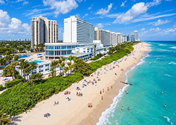Castle Beach Club Apartments